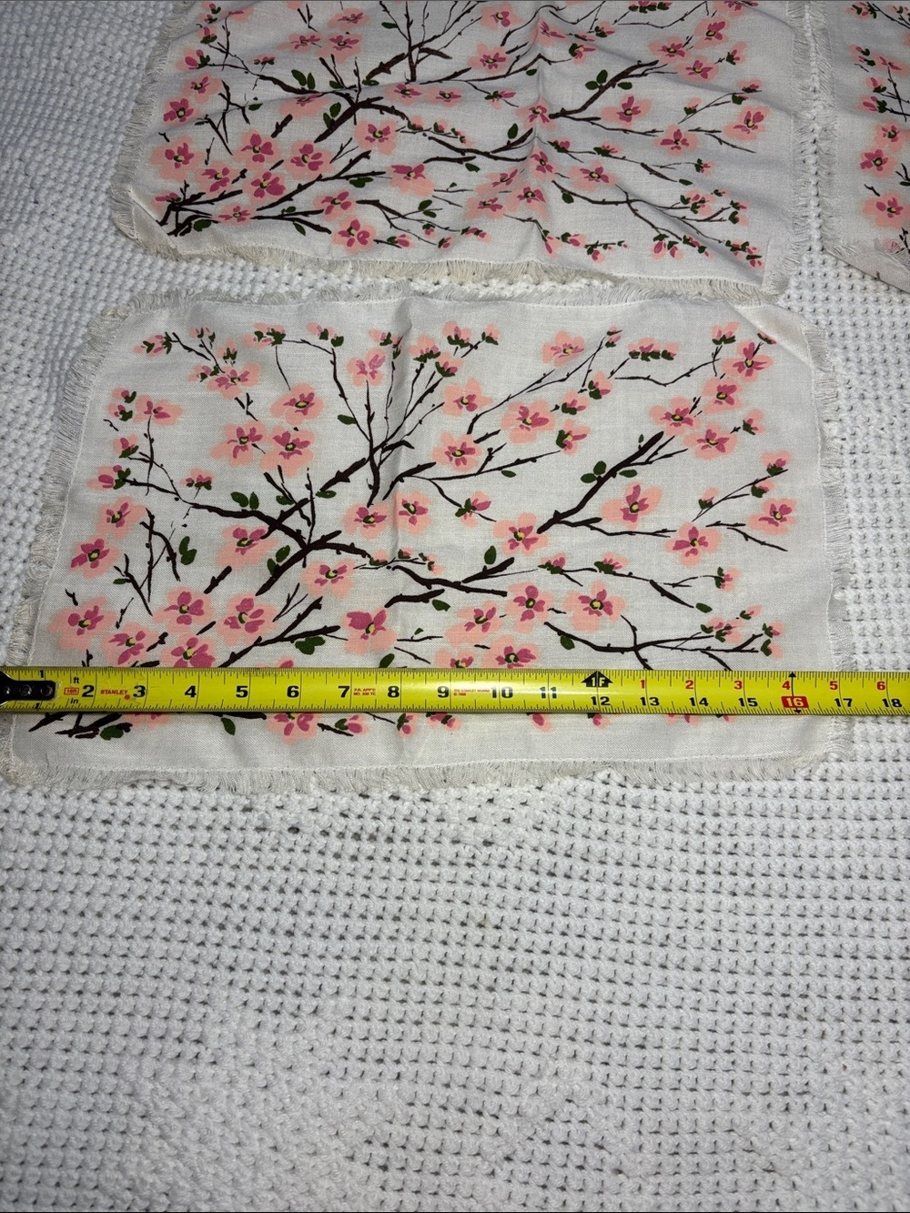Vintage Hand Painted Cherry Blossom Placemats, Fringed Edged Linens, Set of 4 - Picture 4 of 6